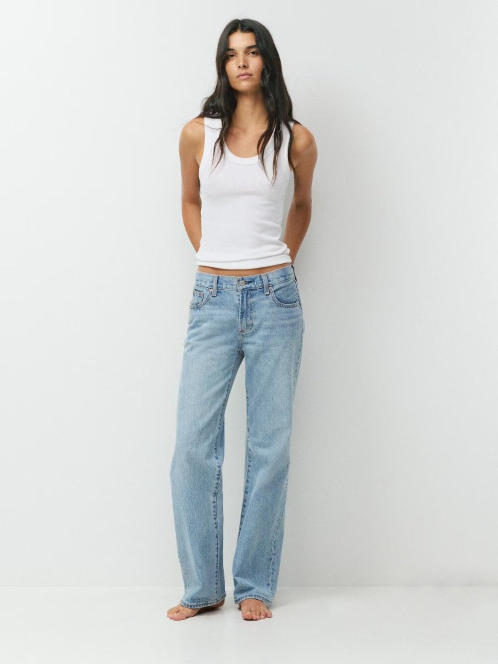 Artizia Denim Forum The Farrah Lo-Rise Wide Jean (Size 25)